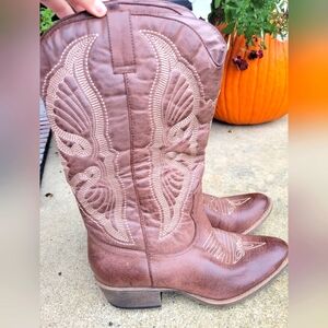 Coconuts by Matisse cowgirl boots